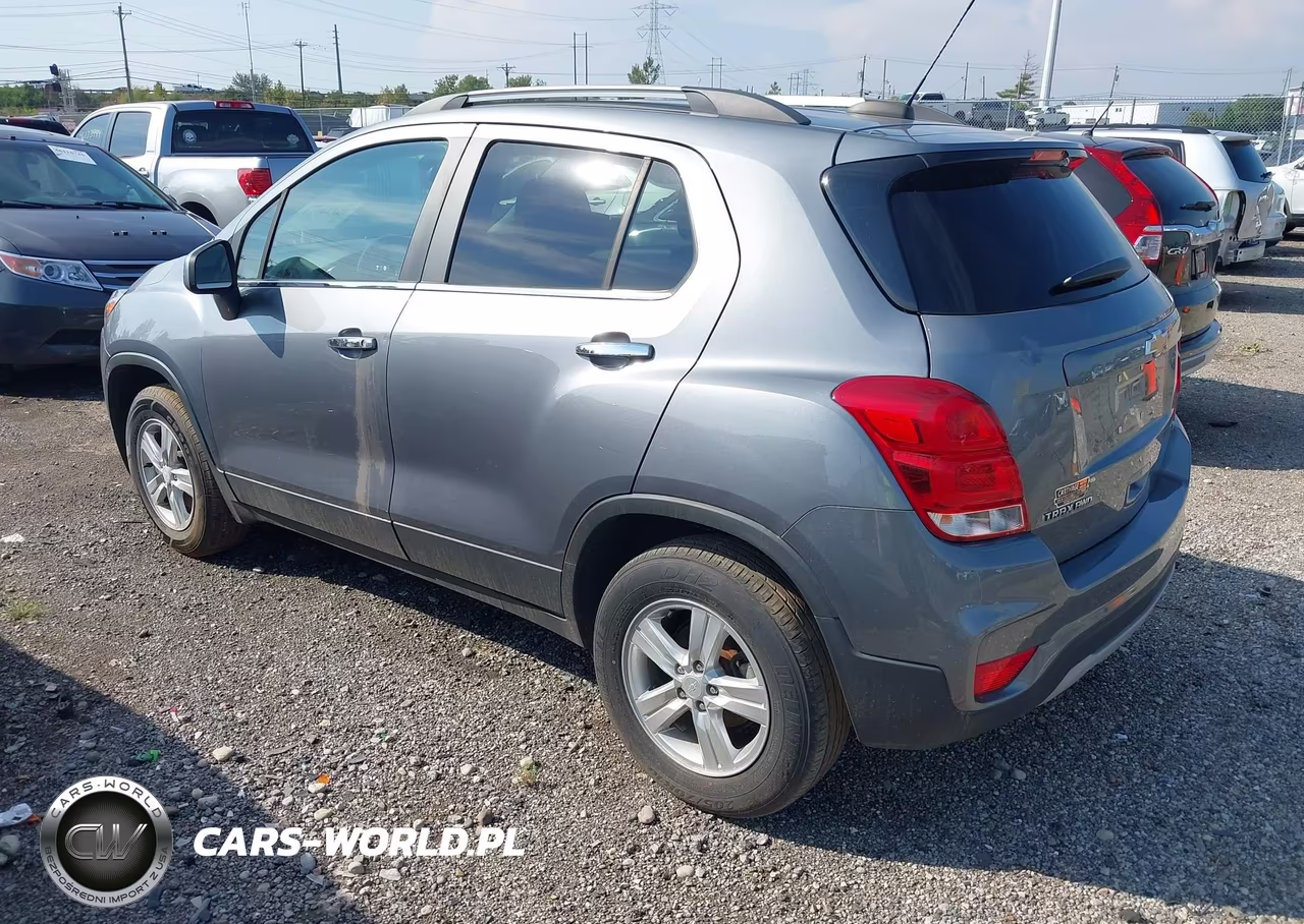 2020 Chevrolet Trax Awd Lt VIN:3GNCJPSB6LL145575 - 3