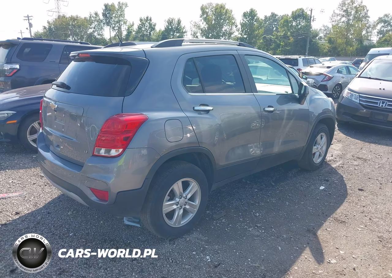 2020 Chevrolet Trax Awd Lt VIN:3GNCJPSB6LL145575 - 4