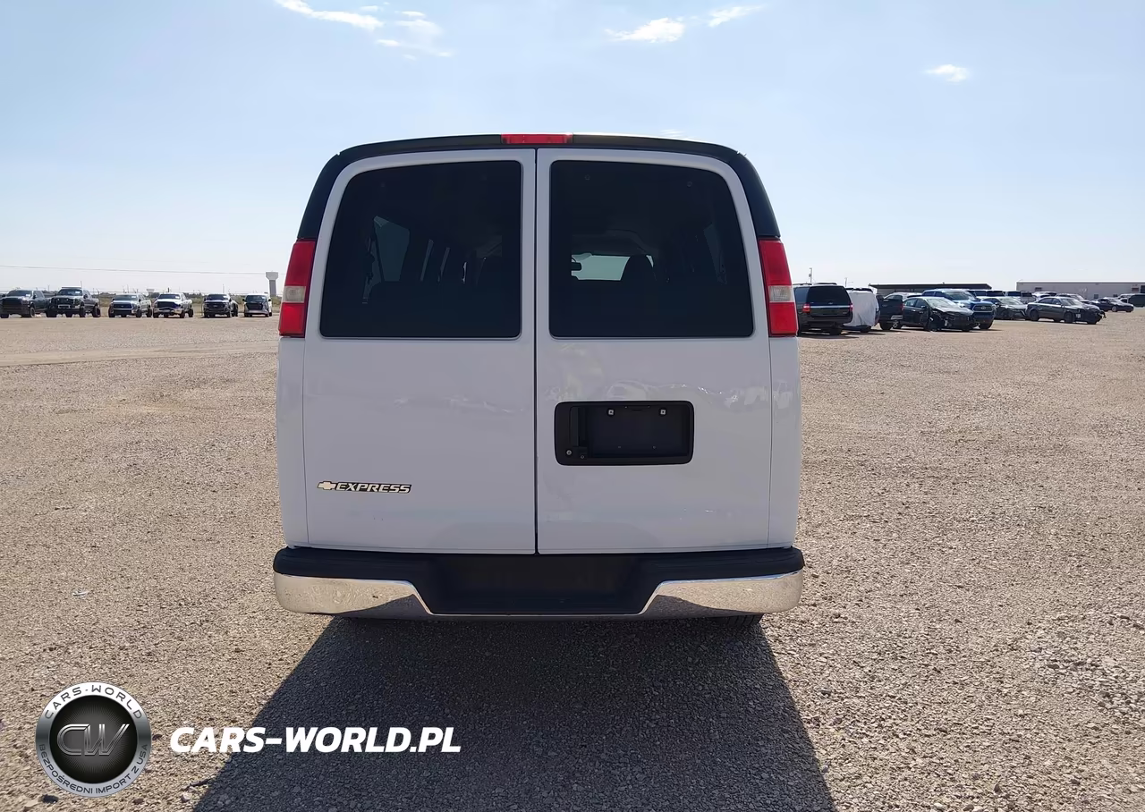 2018 Chevrolet Express 3500 Lt VIN:1GAZGPFG2J1286745 - 16
