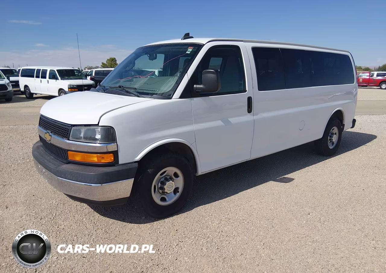 2018 Chevrolet Express 3500 Lt VIN:1GAZGPFG2J1286745 - 2