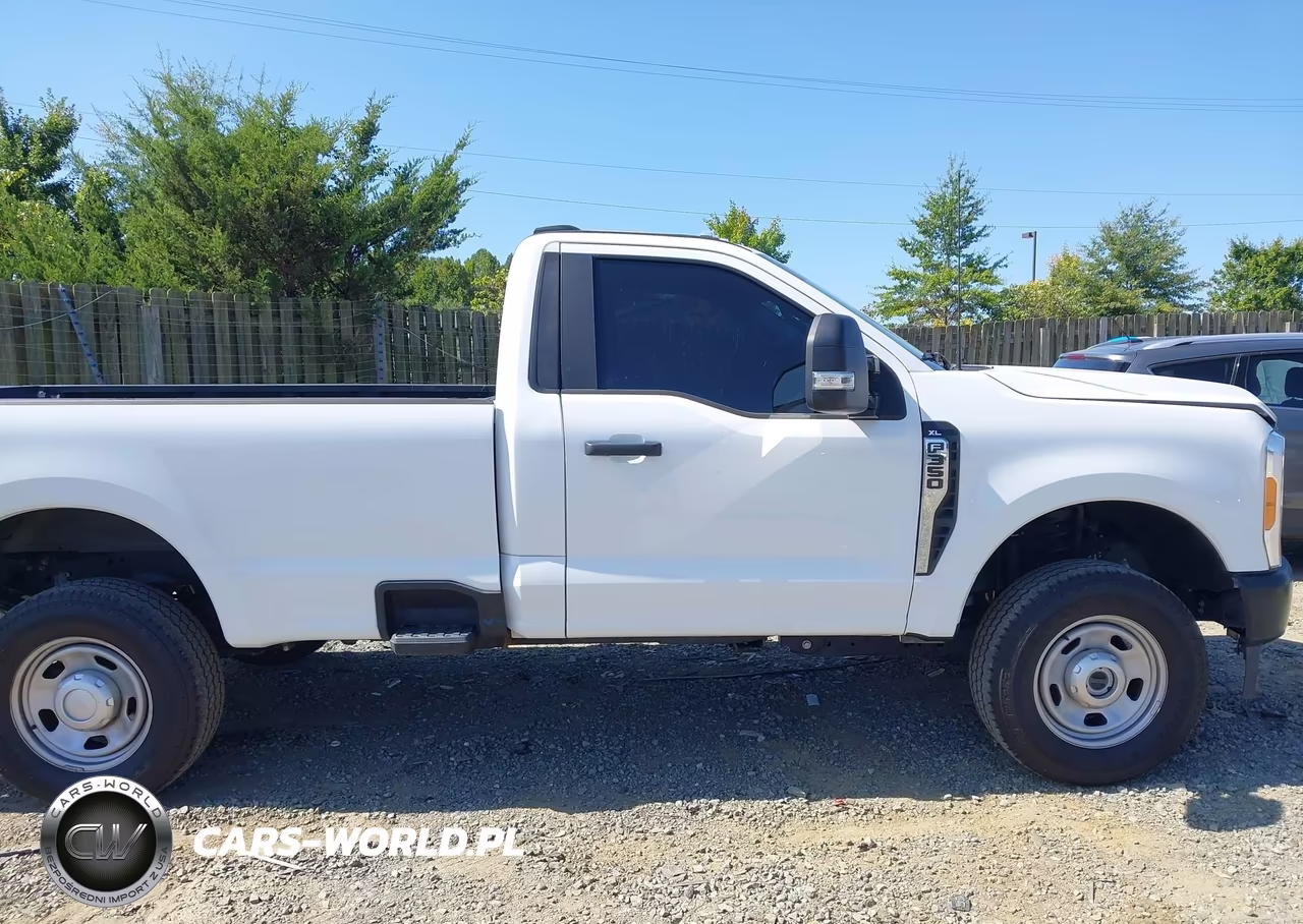 2023 Ford F-350 Xl VIN:1FTRF3BA1PED39943 - 13