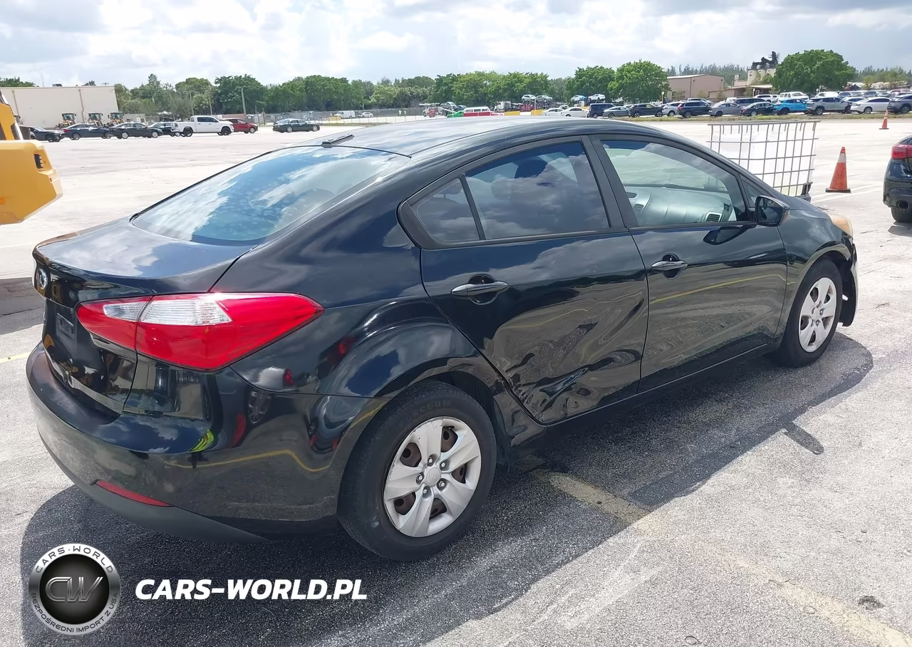 2016 Kia Forte Lx VIN:KNAFK4A66G5592030 - 4