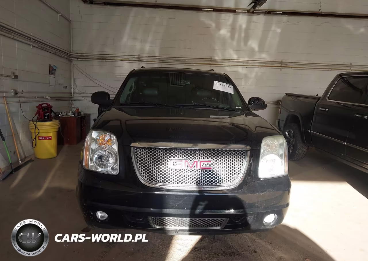 2010 GMC Yukon Denali VIN:1GKUKEEF0AR108321 - 12