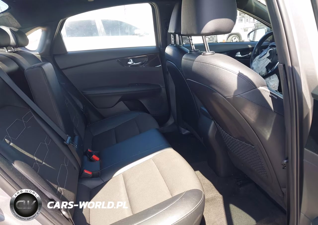 2023 Kia Forte Gt-Line VIN:3KPF54AD6PE664244 - 8