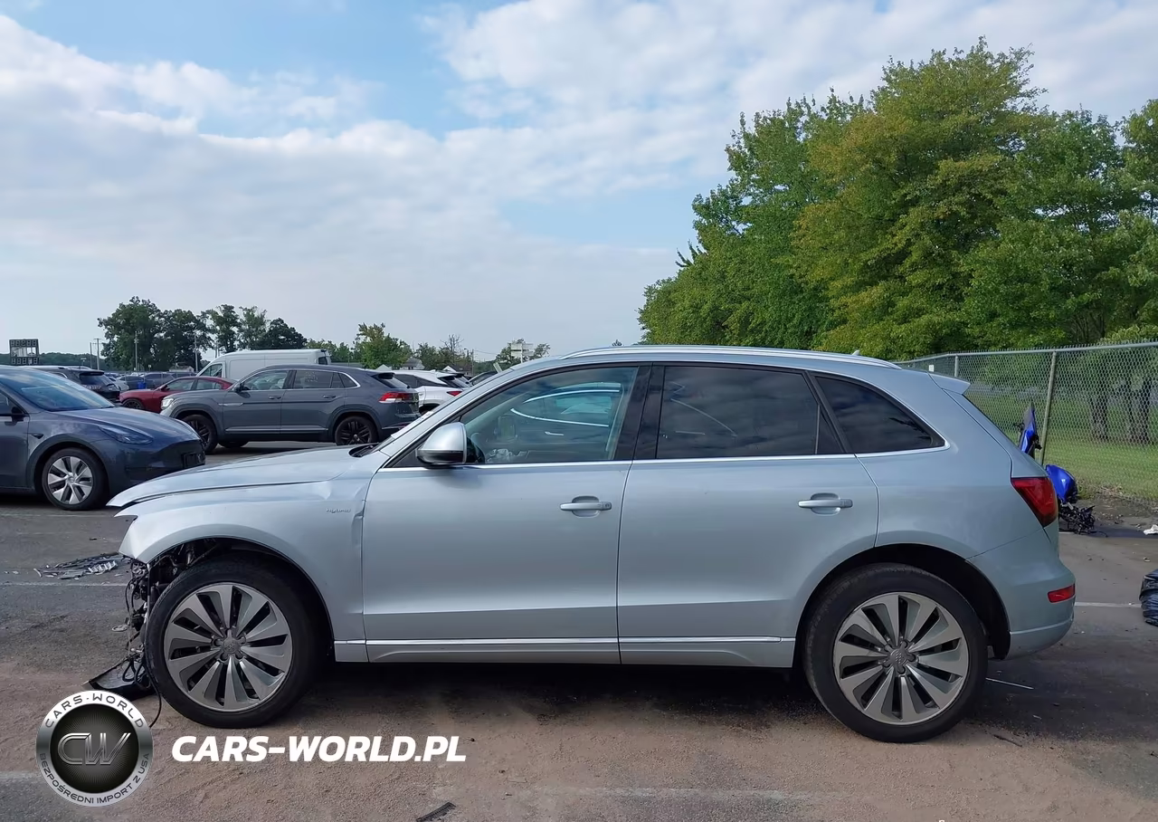 2014 Audi Q5 Hybrid 2.0T Prestige VIN:WA1C8AFP8EA088811 - 14