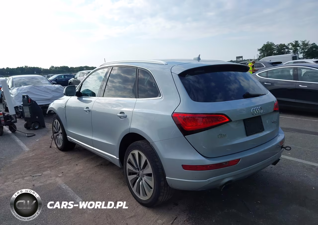 2014 Audi Q5 Hybrid 2.0T Prestige VIN:WA1C8AFP8EA088811 - 3