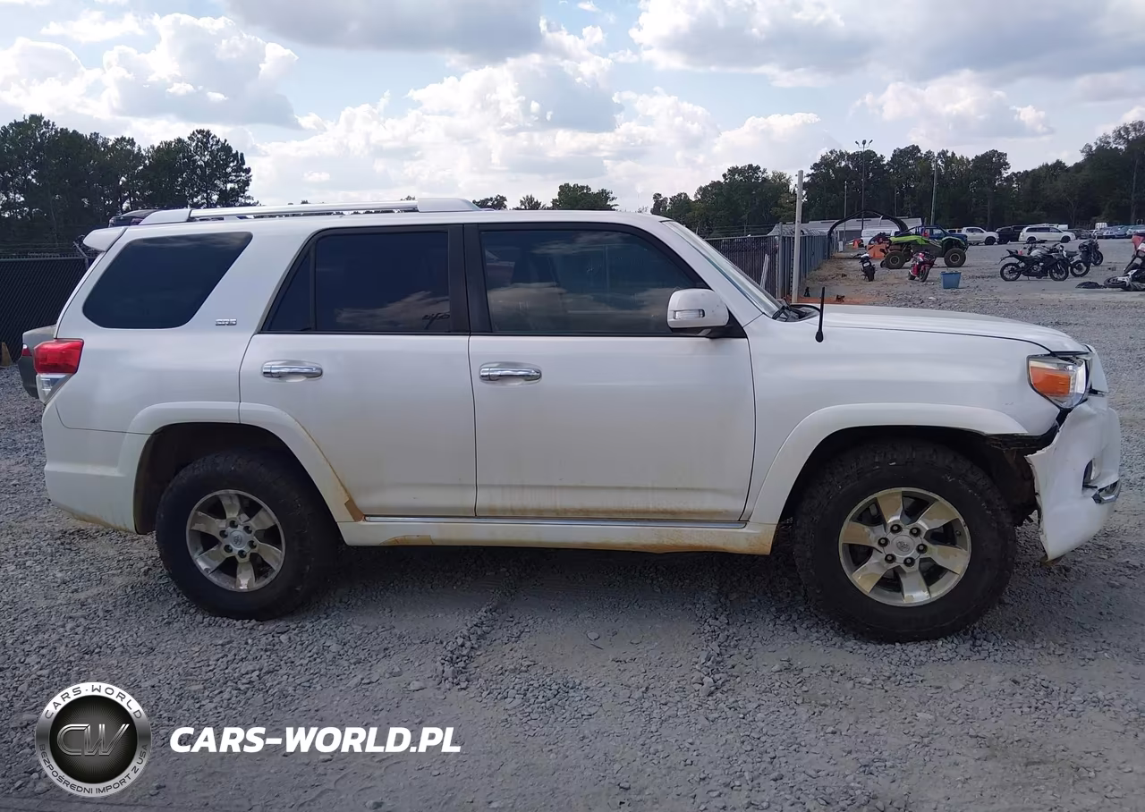 2010 Toyota 4Runner Sr5 V6 VIN:JTEZU5JR6A5010036 - 13