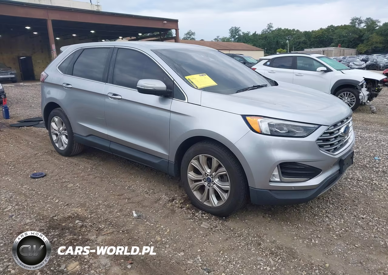 2022 Ford Edge Titanium