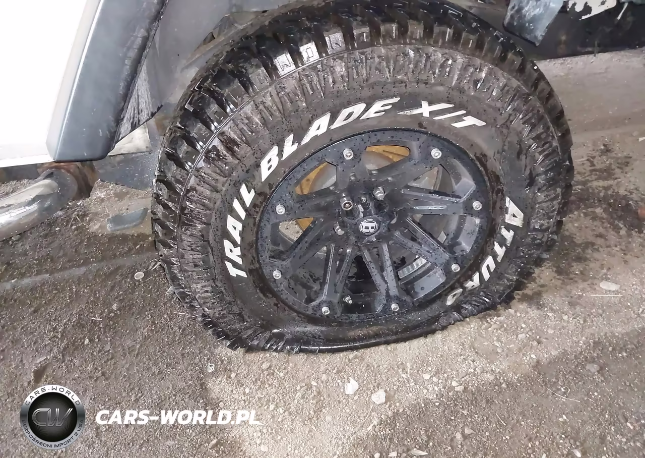 2008 Jeep Wrangler X VIN:1J4FA241X8L541860 - 13