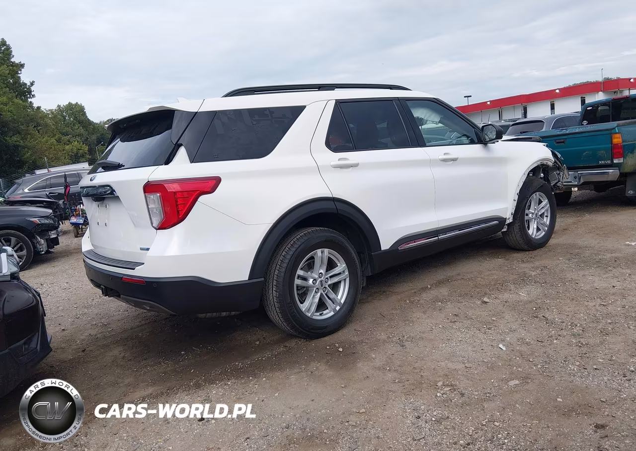 2020 Ford Explorer Xlt VIN:1FMSK8DH5LGA87354 - 4