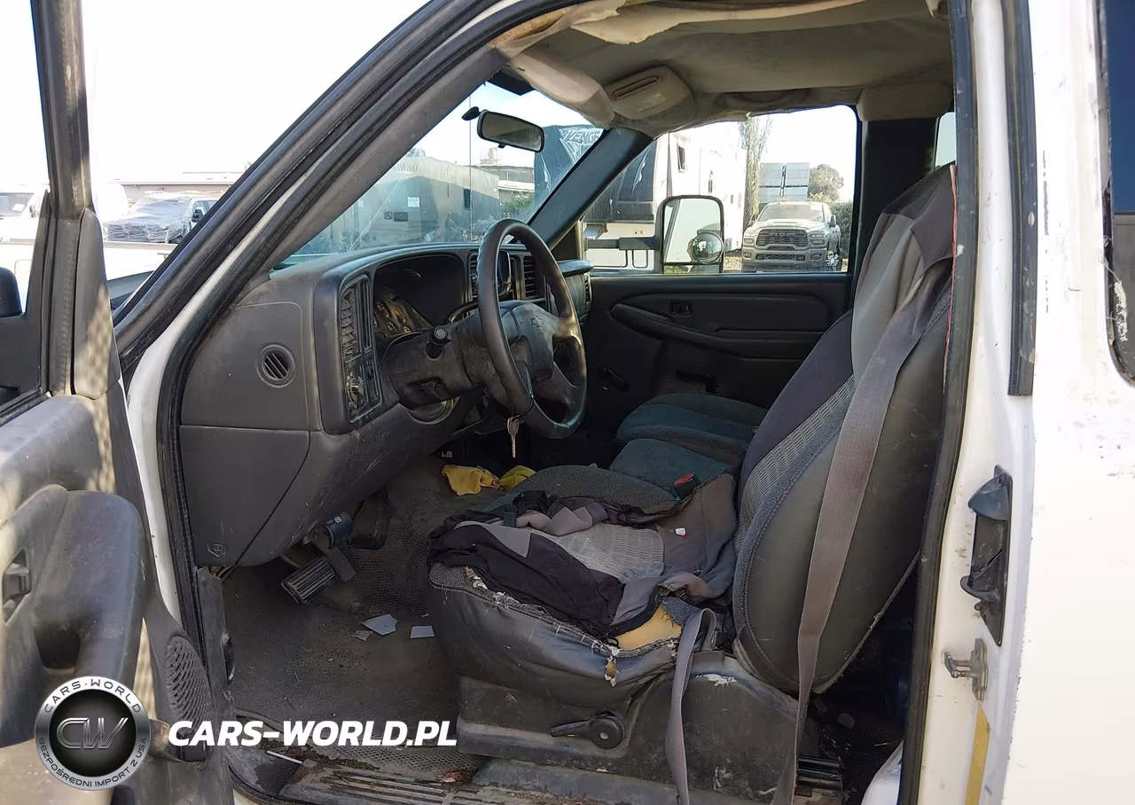 2006 Chevrolet Silverado 3500 Chassis Work Truck VIN:1GBJC39U46E260341 - 7