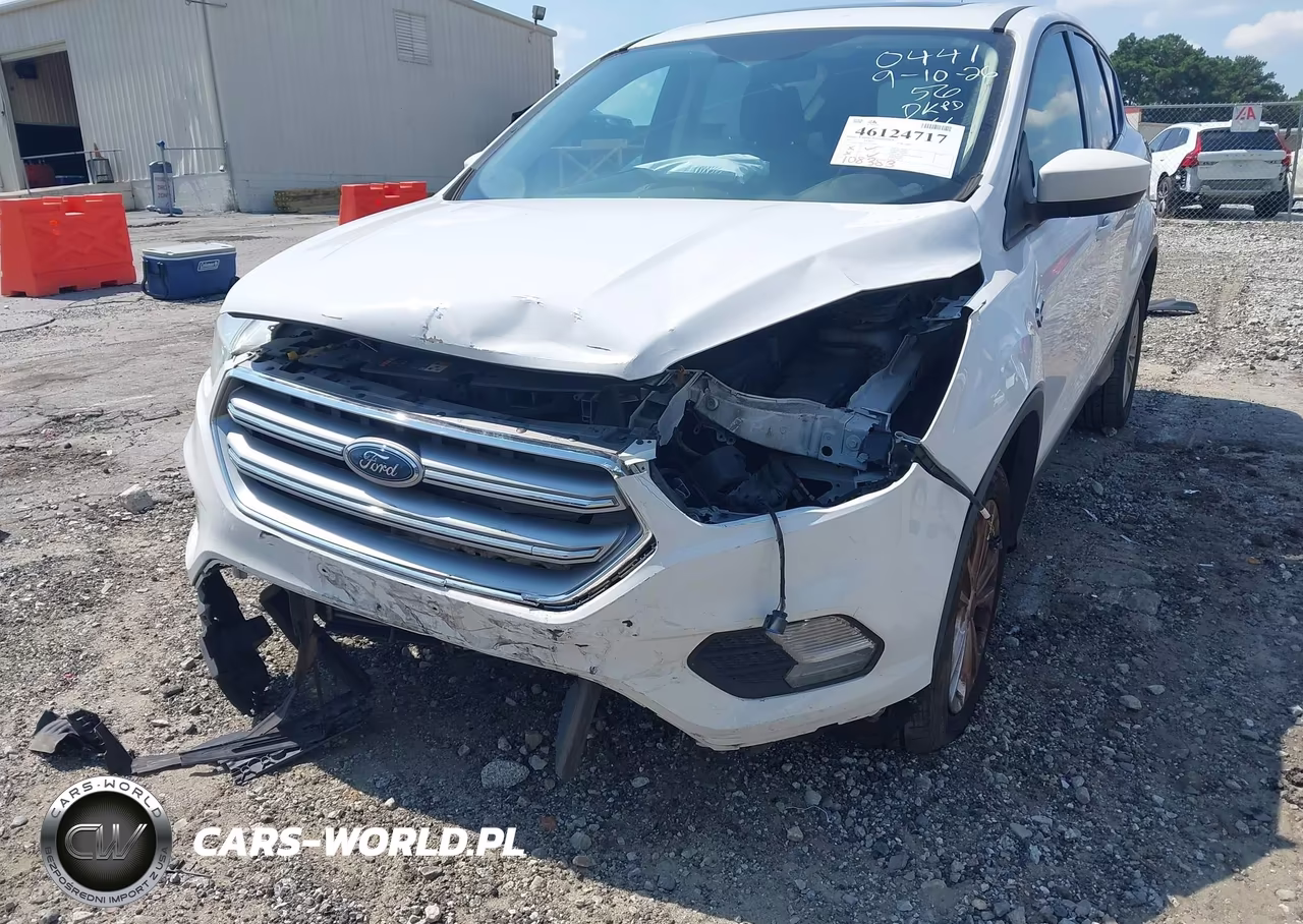 2017 Ford Escape Se VIN:1FMCU9G90HUF10441 - 6