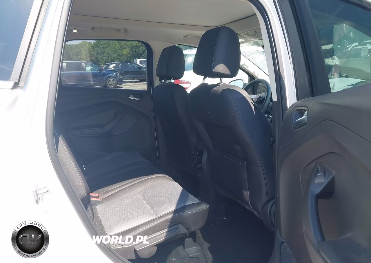 2017 Ford Escape Se VIN:1FMCU9G90HUF10441 - 8