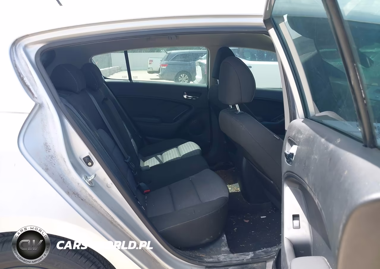 2016 Kia Forte Lx VIN:KNAFK5A86G5571783 - 8