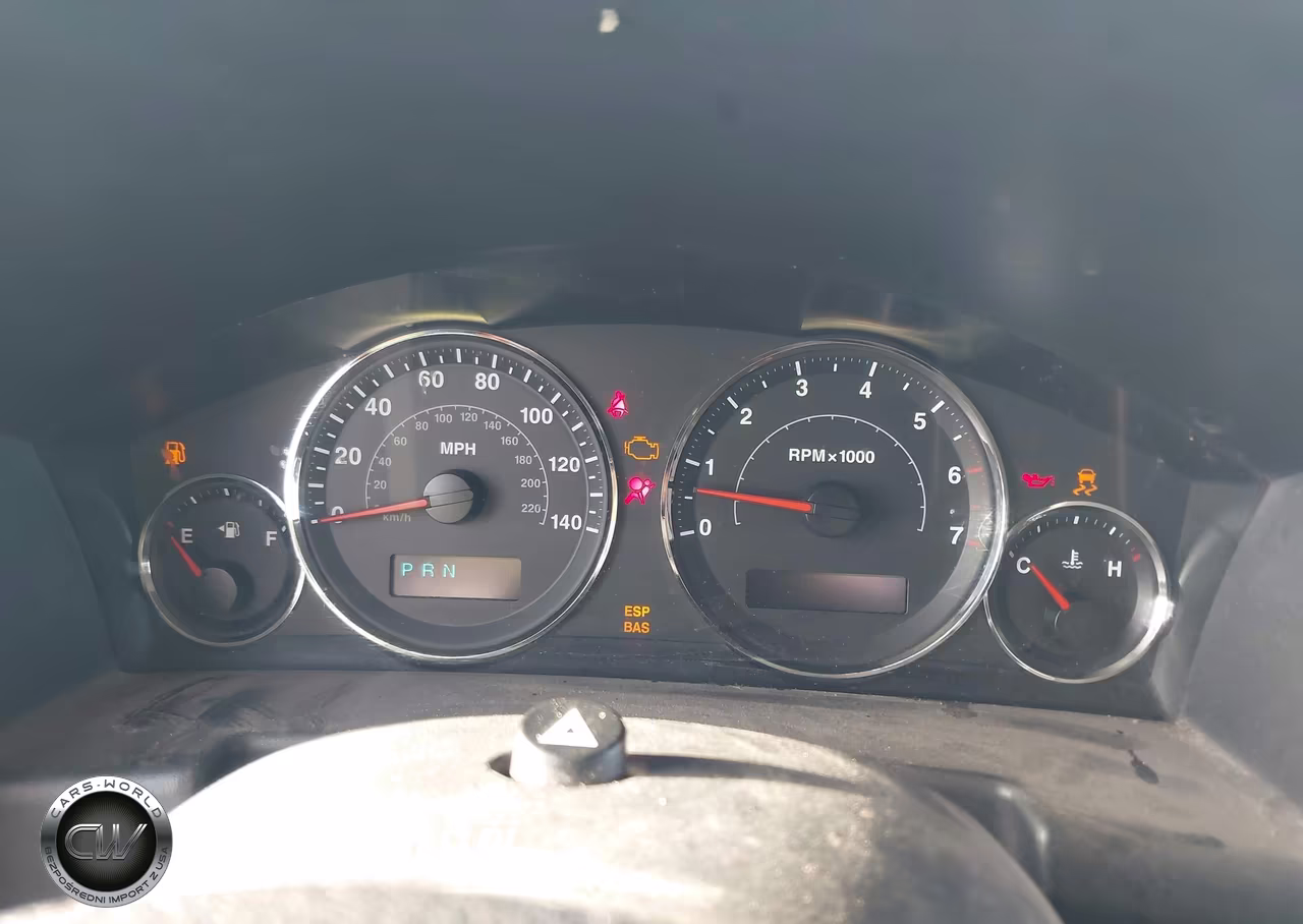 2006 Jeep Commander VIN:1J8HG48N76C247151 - 7