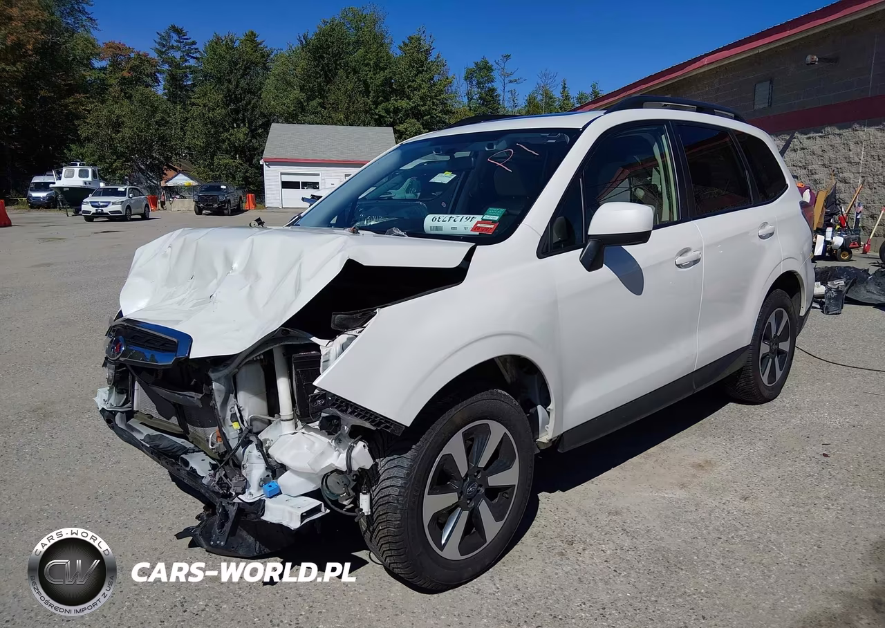 2018 Subaru Forester 2.5I Premium VIN:JF2SJAGC2JH524346 - 2