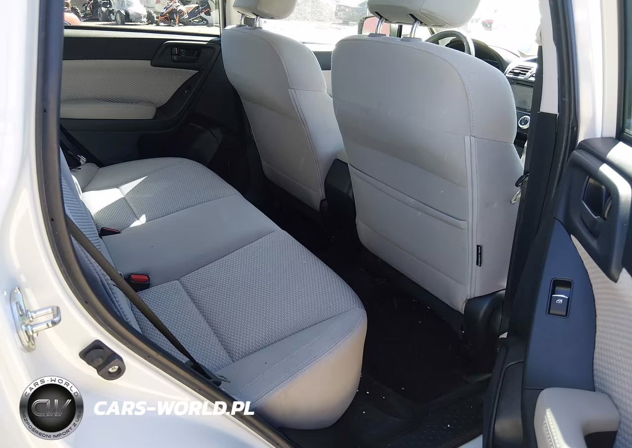 2018 Subaru Forester 2.5I Premium VIN:JF2SJAGC2JH524346 - 8