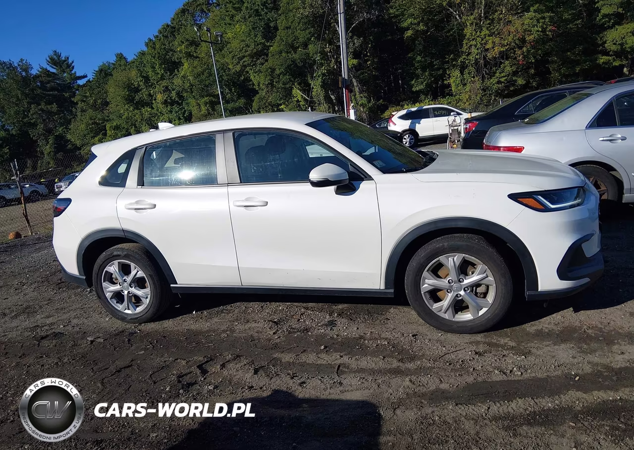 2025 Honda Hr-V Awd Lx VIN:3CZRZ2H34SM718295 - 13