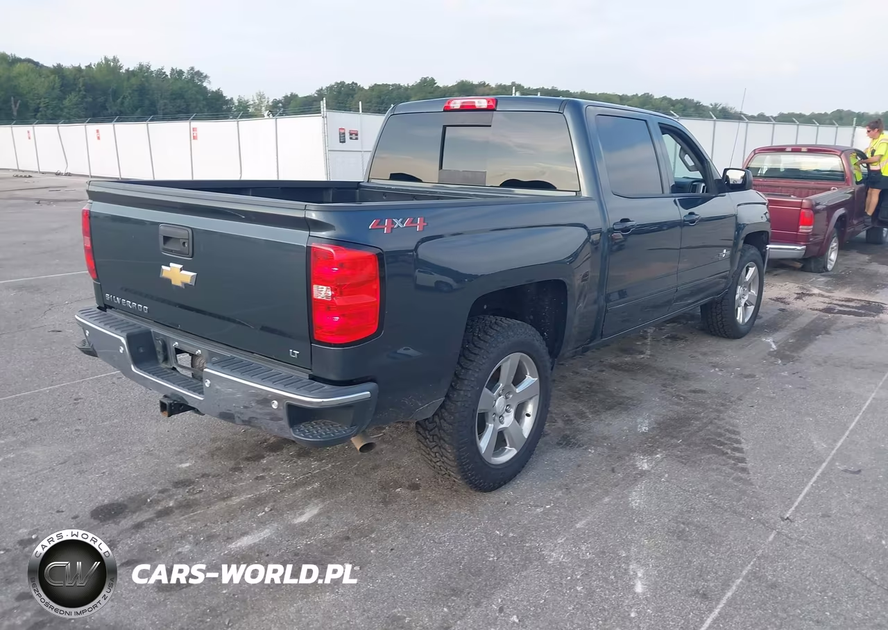 2018 Chevrolet Silverado 1500 1Lt VIN:3GCUKREC1JG184462 - 4