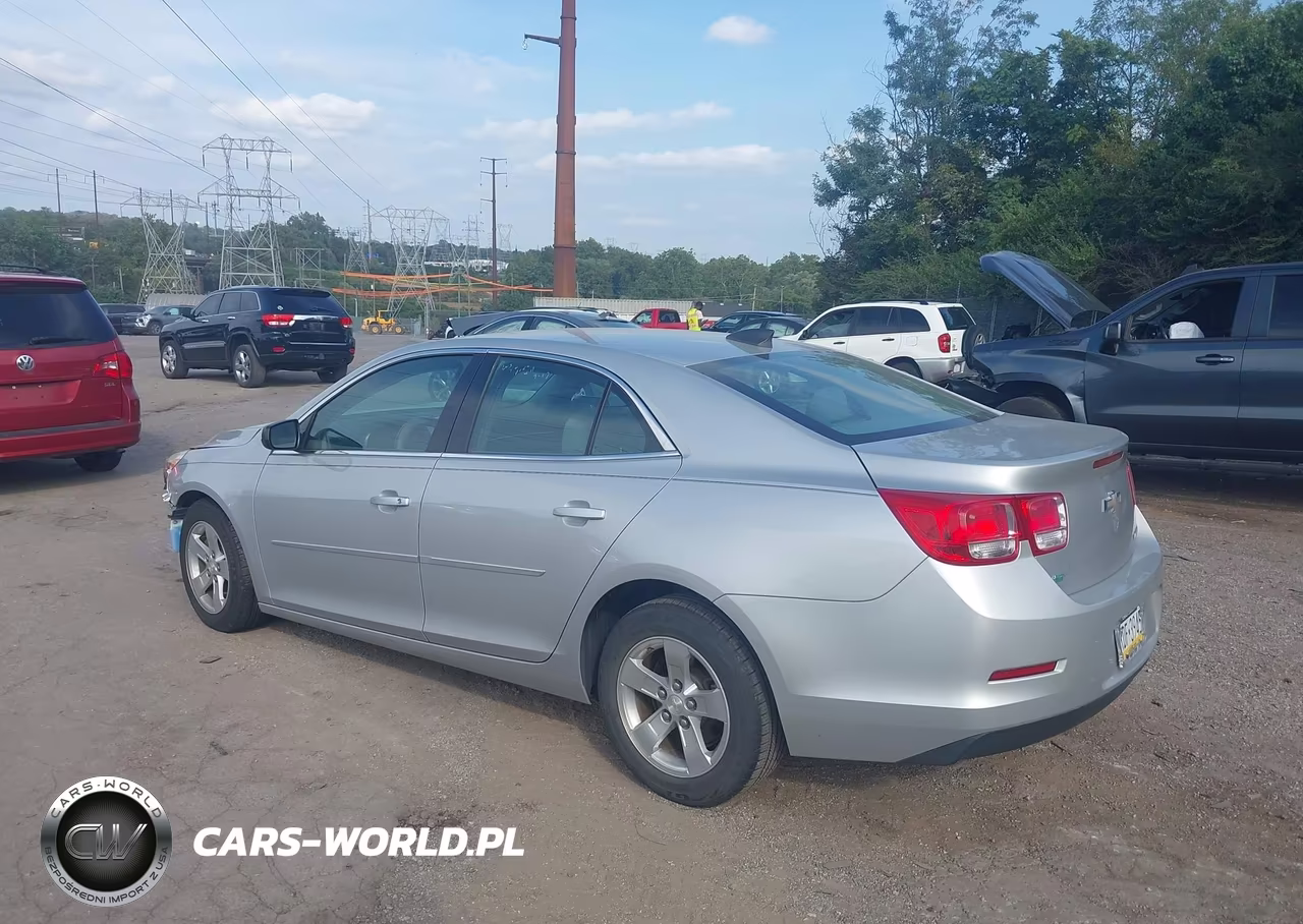 2015 Chevrolet Malibu Ls VIN:1G11B5SL4FF234918 - 3