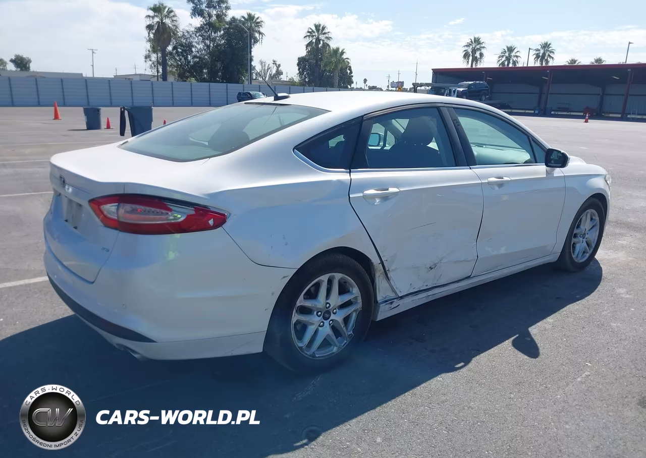 2016 Ford Fusion Se VIN:3FA6P0H79GR386747 - 4