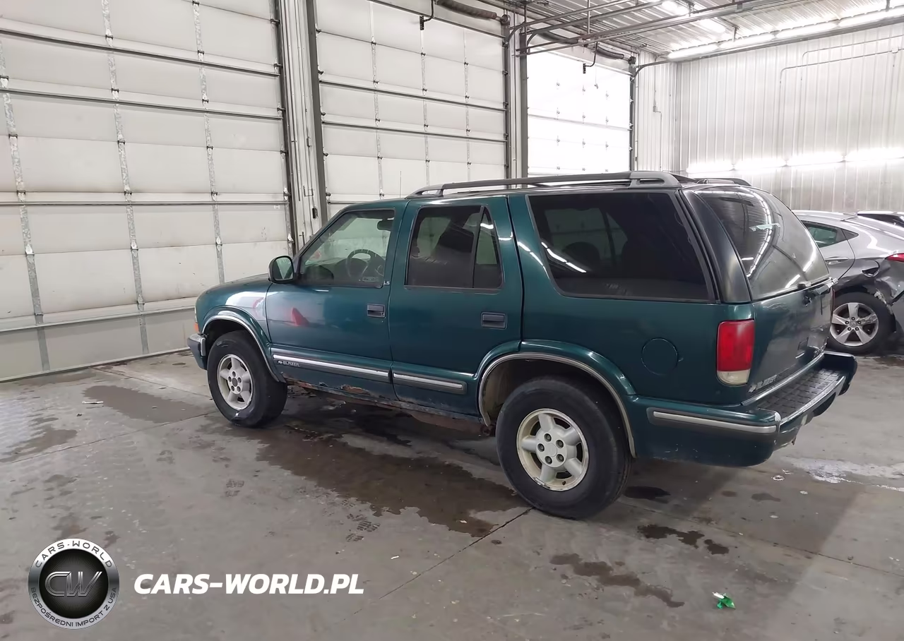 1998 Chevrolet Blazer Ls VIN:1GNDT13W3W2211664 - 3