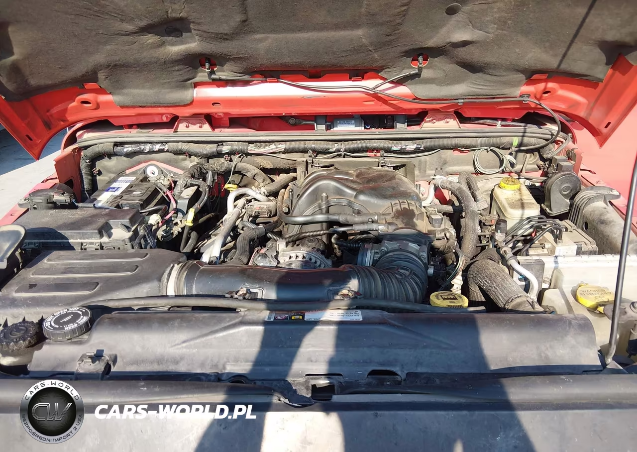 2013 Jeep Wrangler Unlimited Sahara VIN:1C4BJWEG5DL575651 - 10