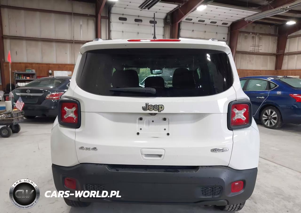2020 Jeep Renegade Latitude 4X4 VIN:ZACNJBBB8LPM04592 - 16
