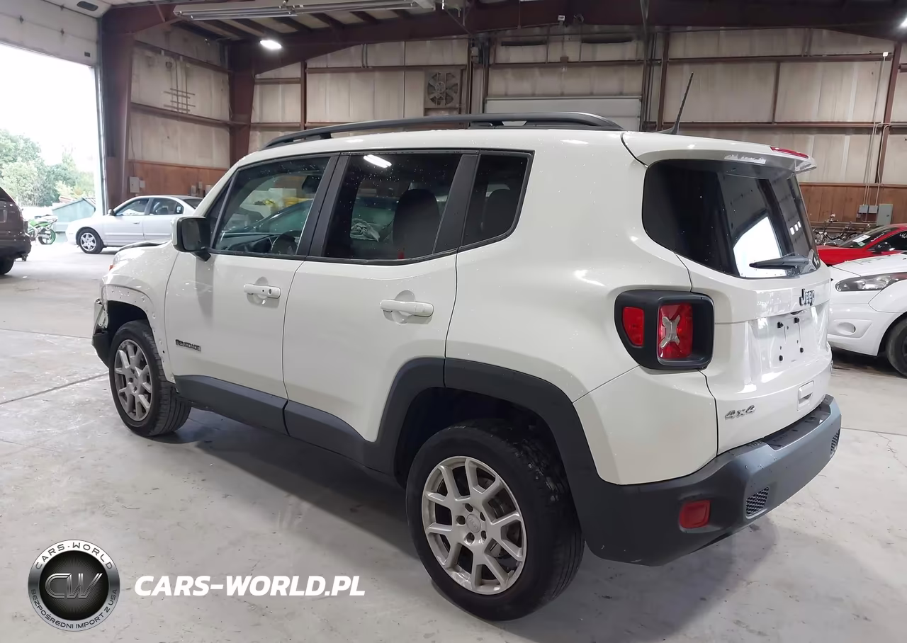 2020 Jeep Renegade Latitude 4X4 VIN:ZACNJBBB8LPM04592 - 3