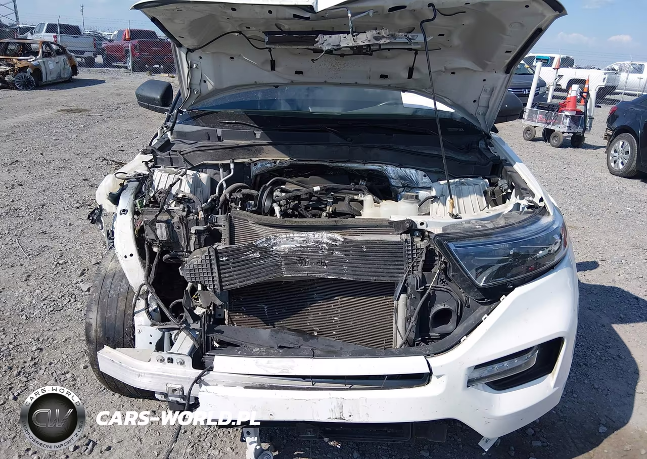 2020 Ford Explorer Xlt VIN:1FMSK8DH2LGA51864 - 10