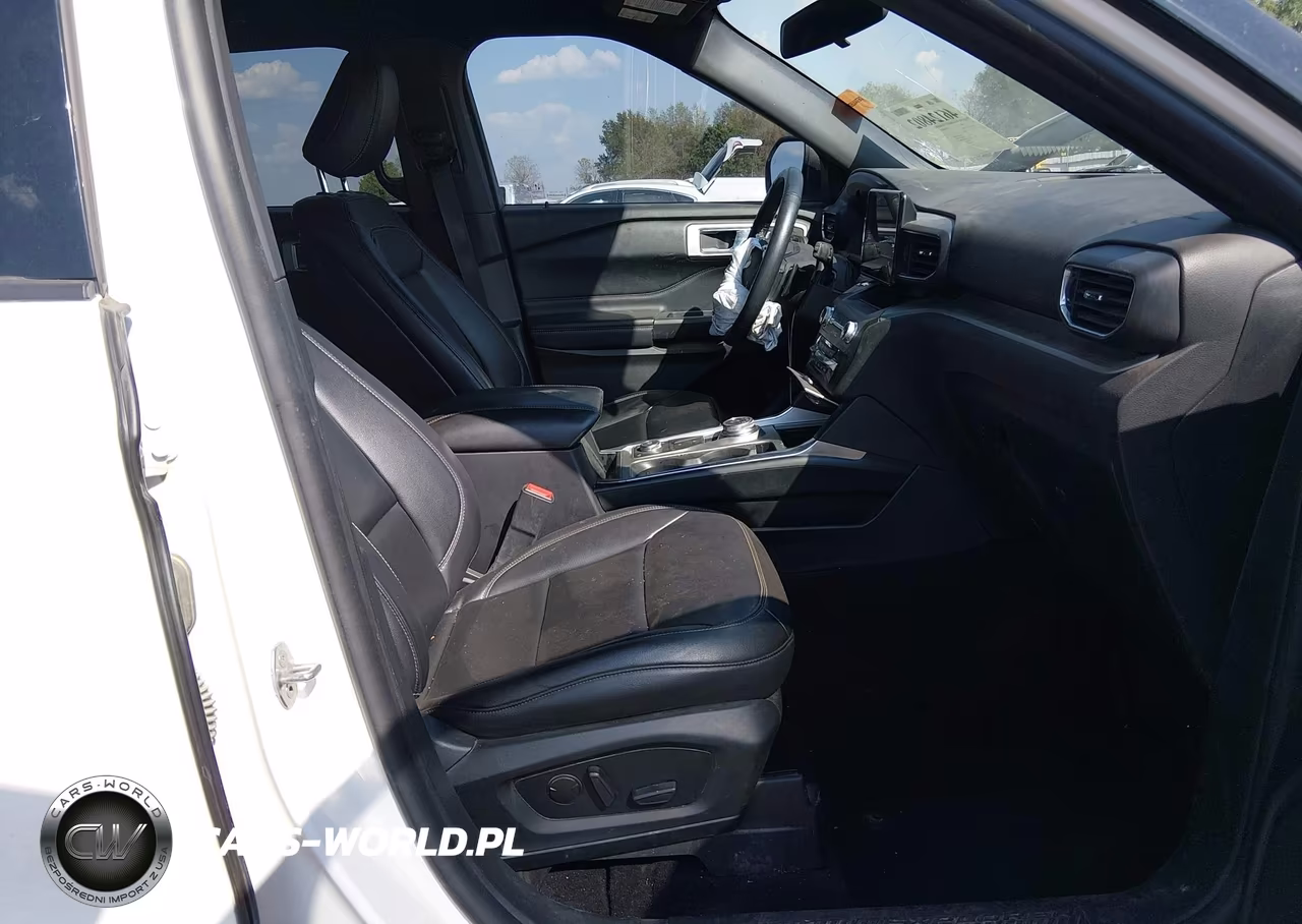 2020 Ford Explorer Xlt VIN:1FMSK8DH2LGA51864 - 5