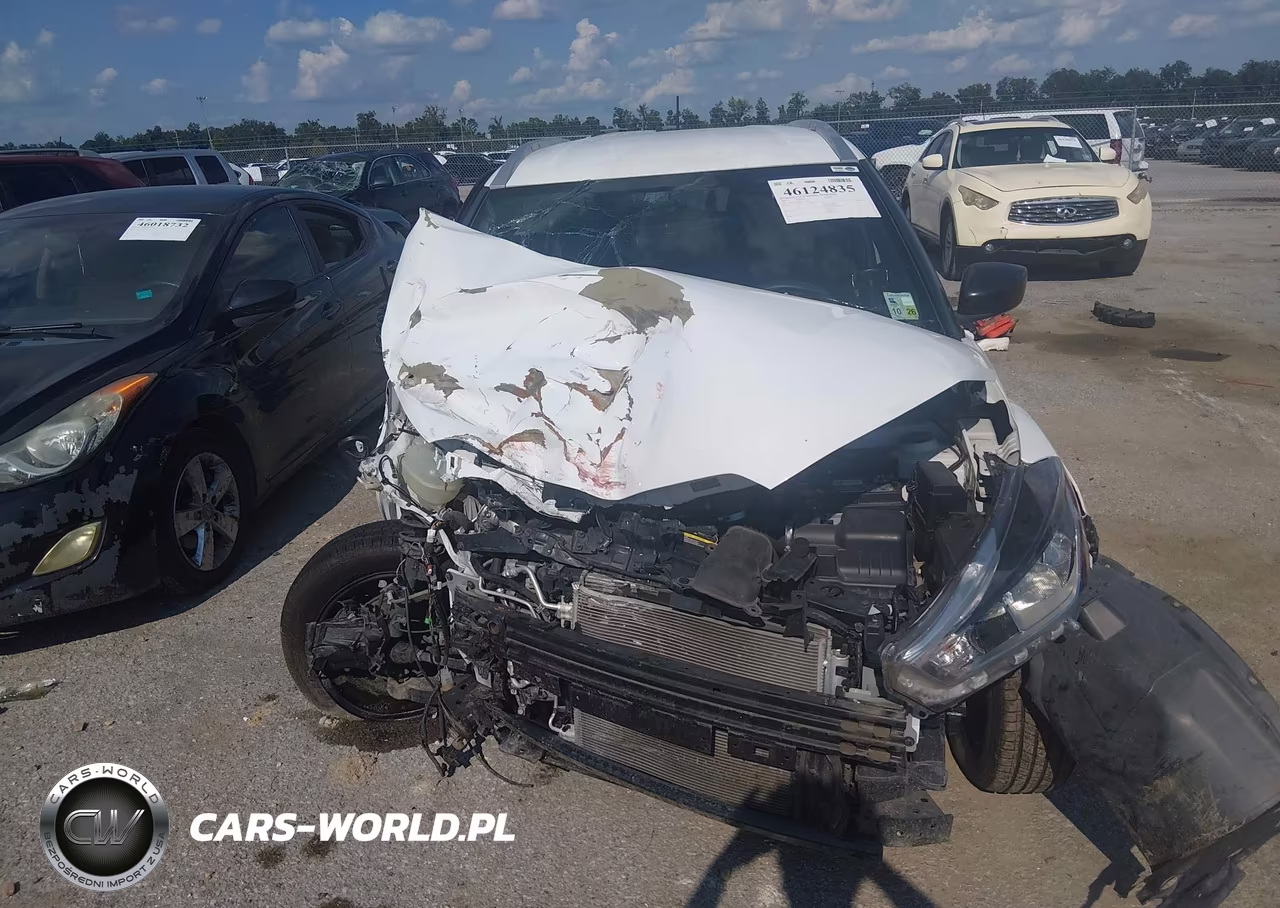 2019 Nissan Kicks S VIN:3N1CP5CUXKL522552 - 12