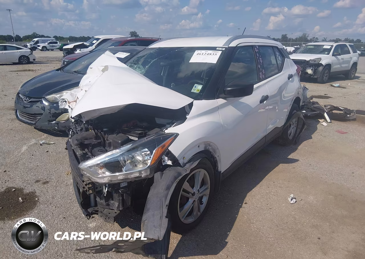 2019 Nissan Kicks S VIN:3N1CP5CUXKL522552 - 2