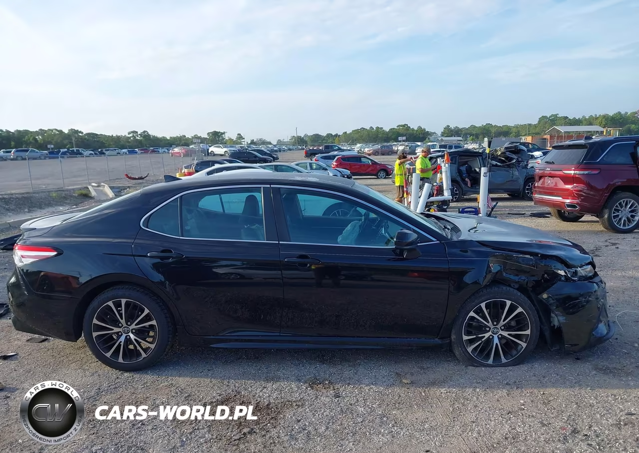 2020 Toyota Camry Se VIN:4T1G11AK2LU881312 - 13