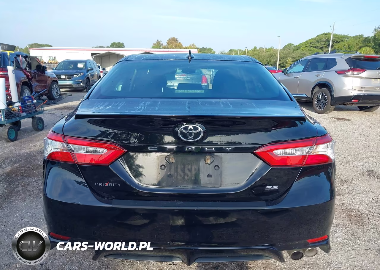 2020 Toyota Camry Se VIN:4T1G11AK2LU881312 - 16