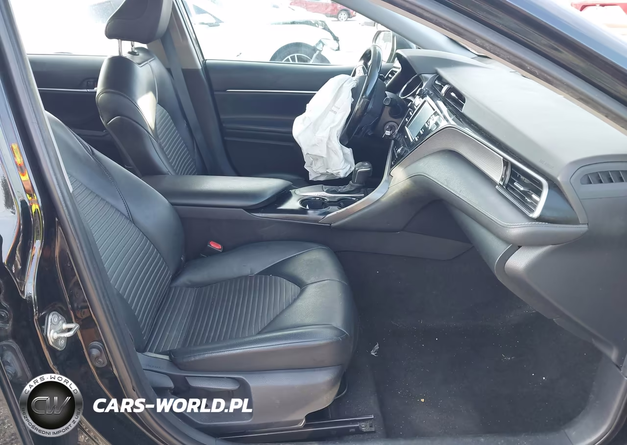 2020 Toyota Camry Se VIN:4T1G11AK2LU881312 - 5