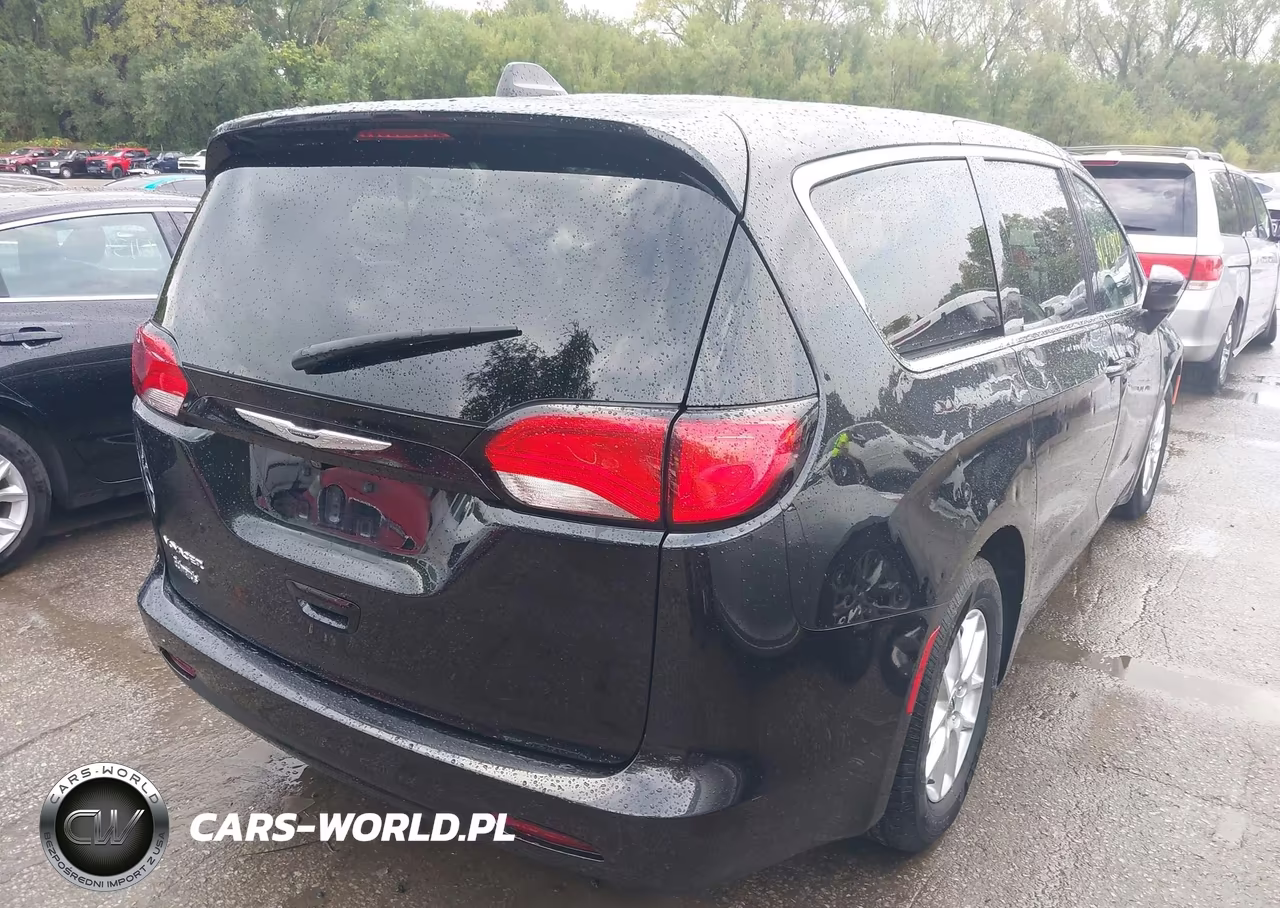 2022 Chrysler Voyager Lx VIN:2C4RC1CG8NR102804 - 4