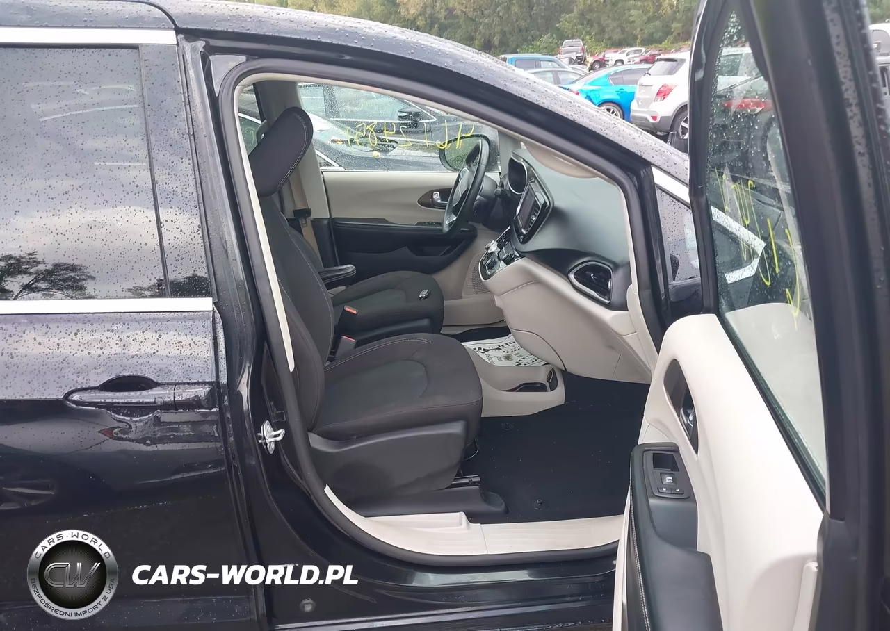 2022 Chrysler Voyager Lx VIN:2C4RC1CG8NR102804 - 5