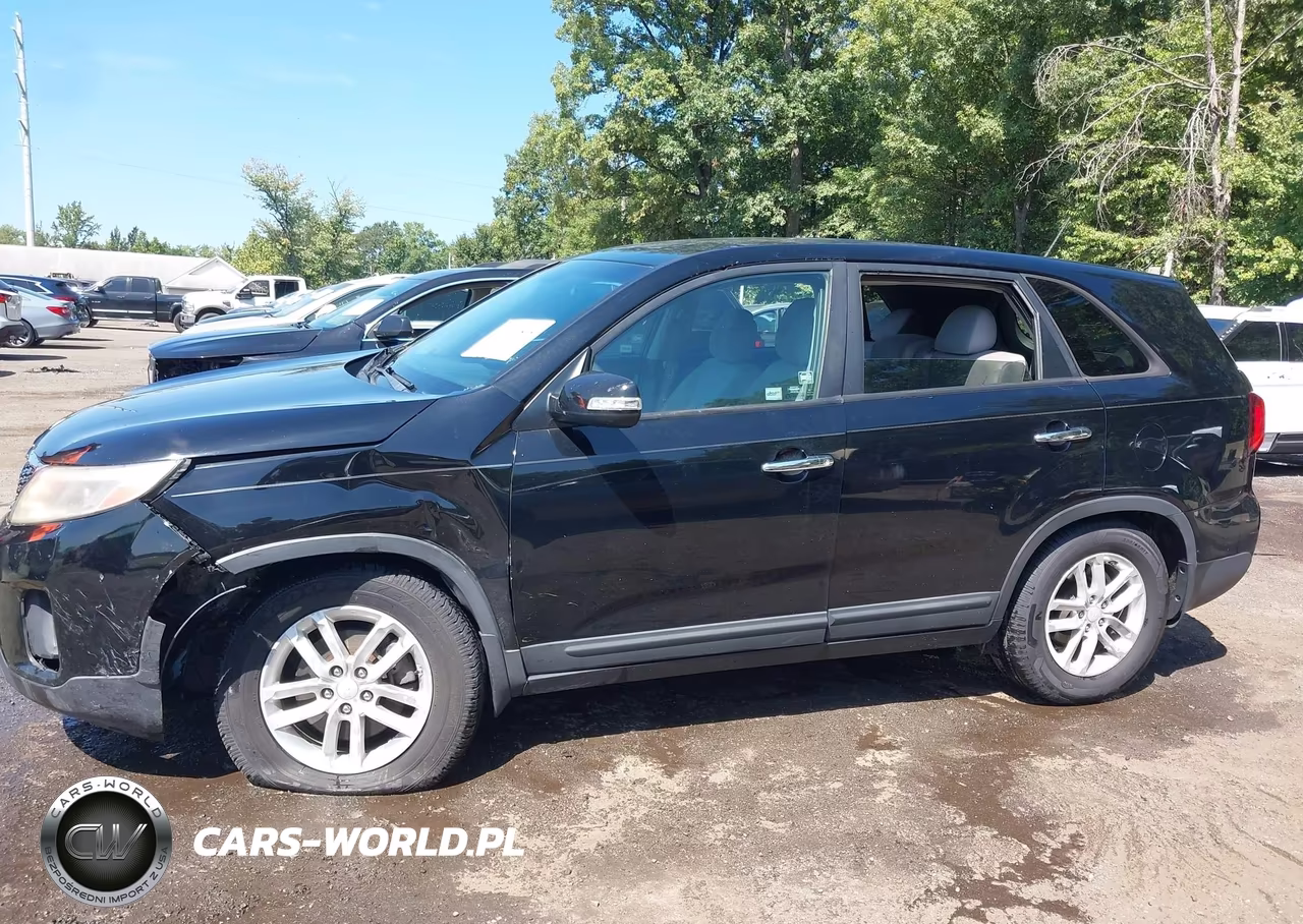 2015 Kia Sorento Lx VIN:5XYKT3A6XFG605909 - 14
