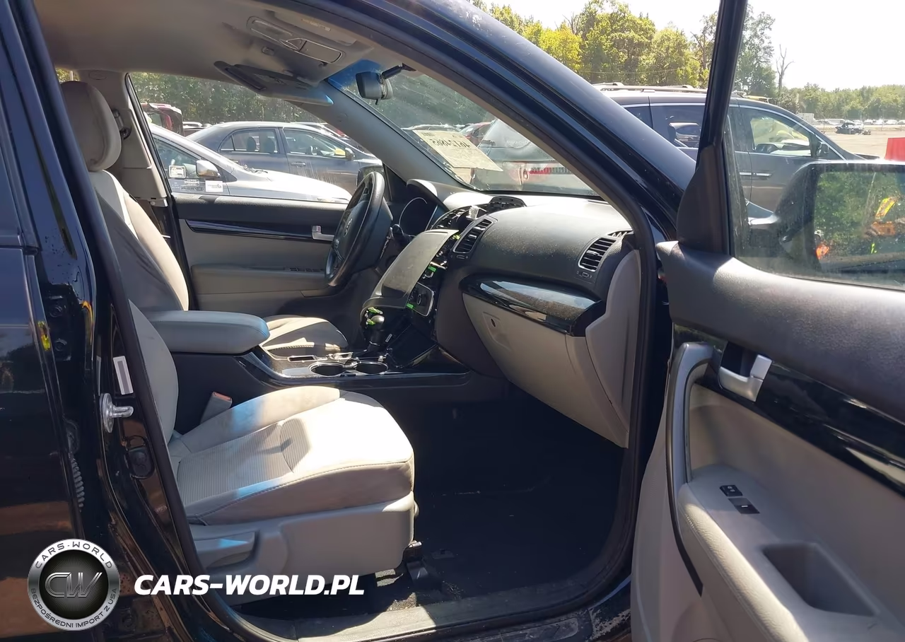 2015 Kia Sorento Lx VIN:5XYKT3A6XFG605909 - 5