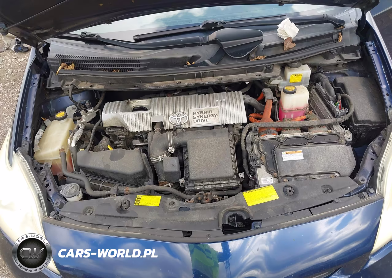 2013 Toyota Prius Two VIN:JTDKN3DU3D1617885 - 10