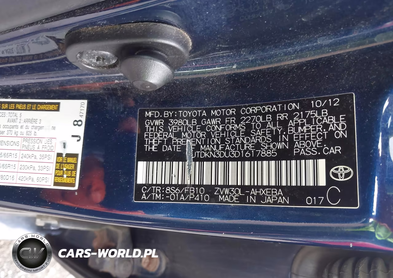 2013 Toyota Prius Two VIN:JTDKN3DU3D1617885 - 9