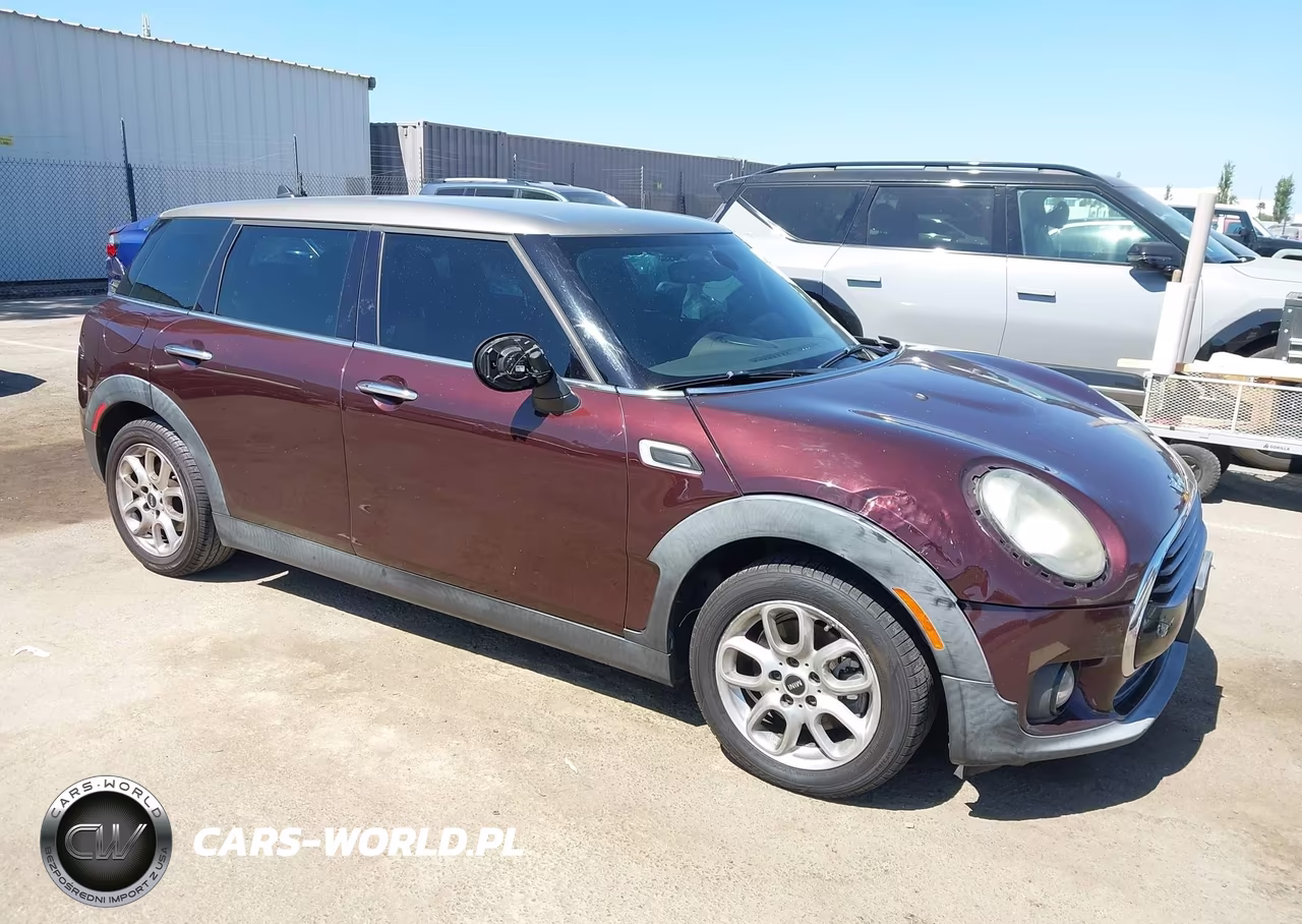2017 Mini Clubman Cooper VIN:WMWLN5C57H2E32412 - 1