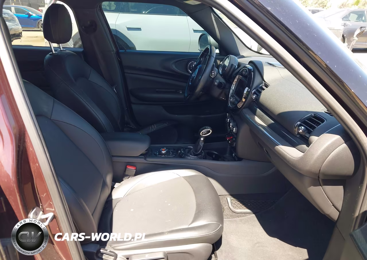 2017 Mini Clubman Cooper VIN:WMWLN5C57H2E32412 - 5