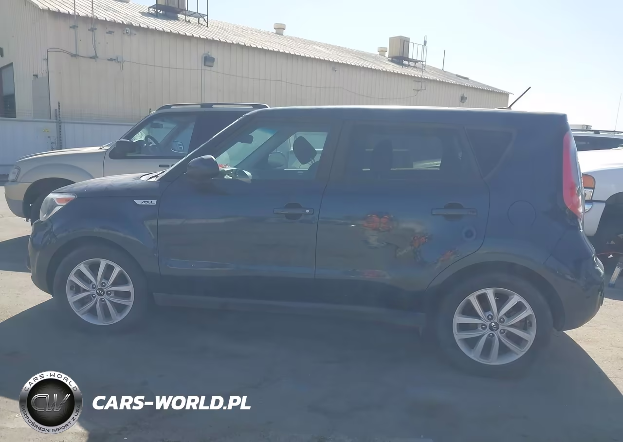 2018 Kia Soul + VIN:KNDJP3A57J7624690 - 14