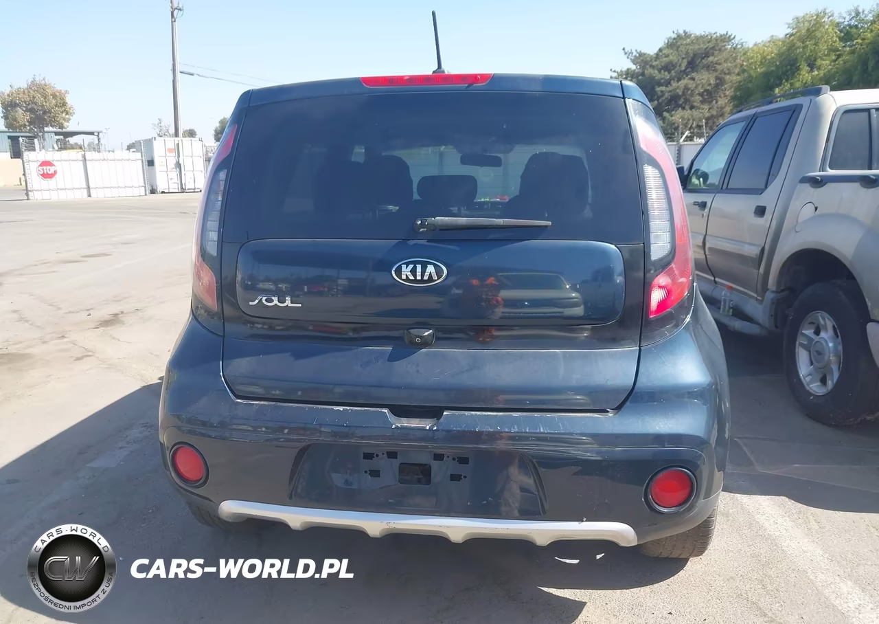 2018 Kia Soul + VIN:KNDJP3A57J7624690 - 16