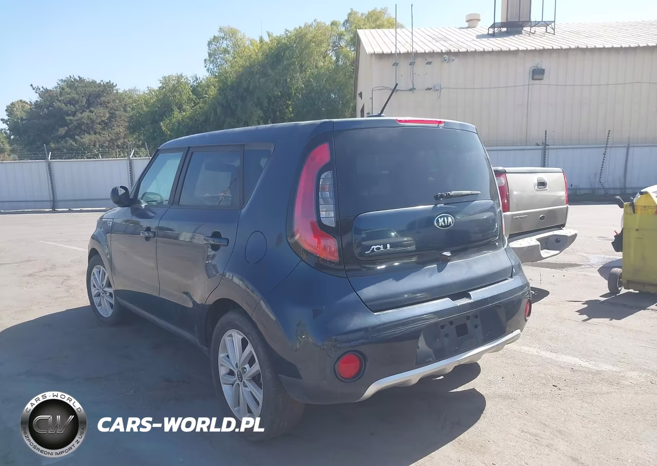 2018 Kia Soul + VIN:KNDJP3A57J7624690 - 3