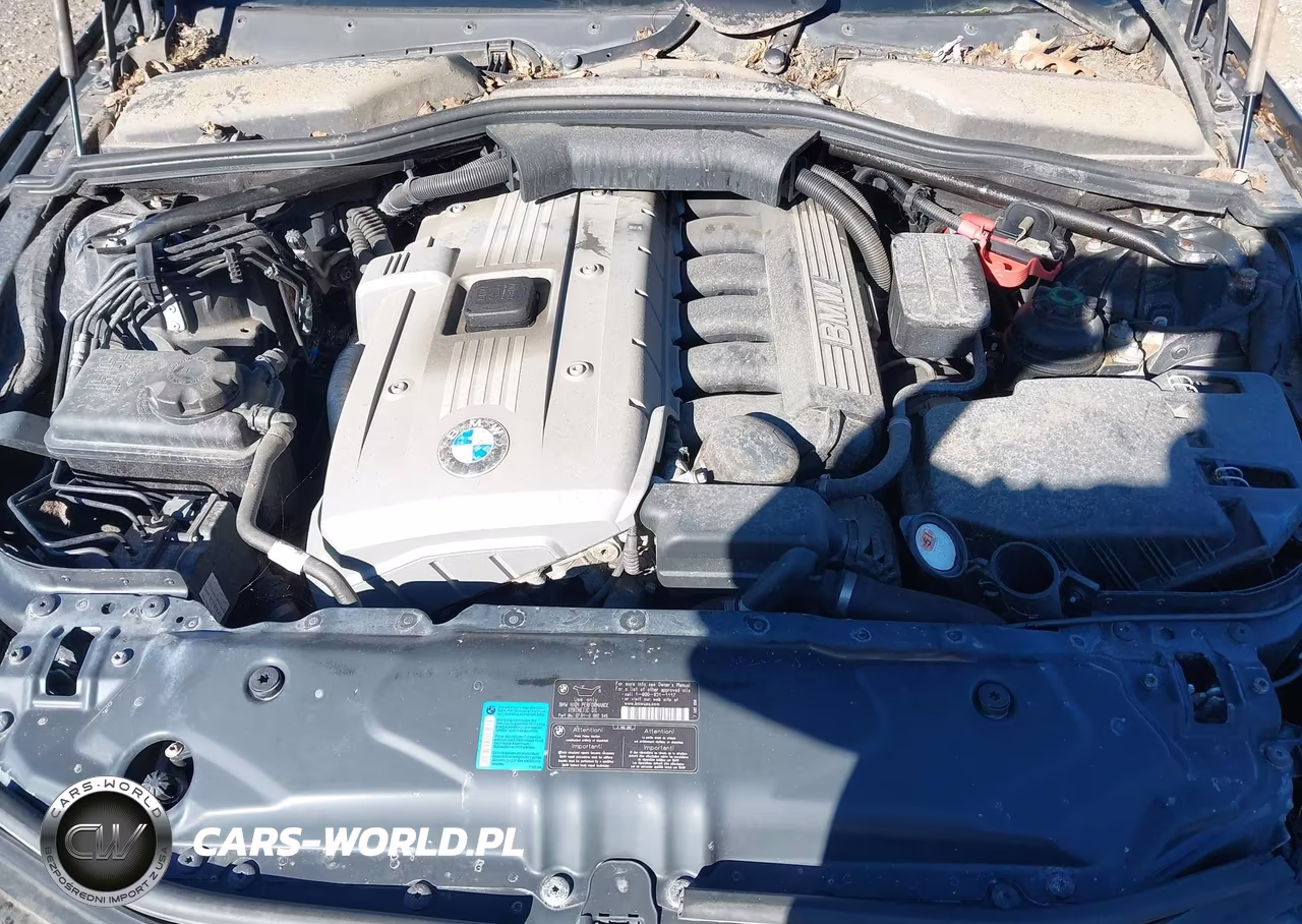 2007 BMW 530Xi VIN:WBANF73517CY17746 - 10