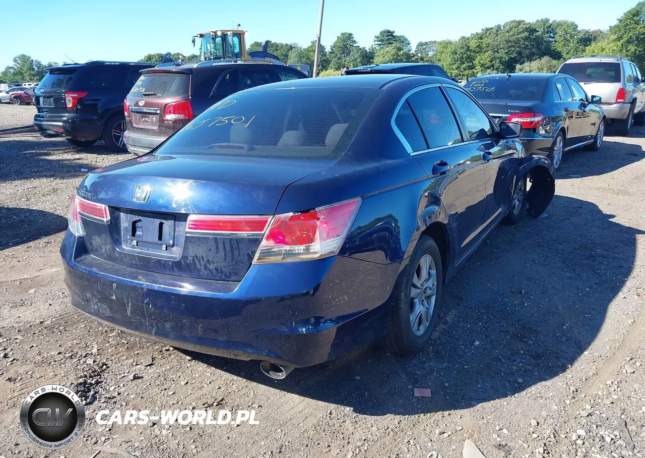 2011 Honda Accord Lxp VIN:1HGCP2F44BA055886 - 4