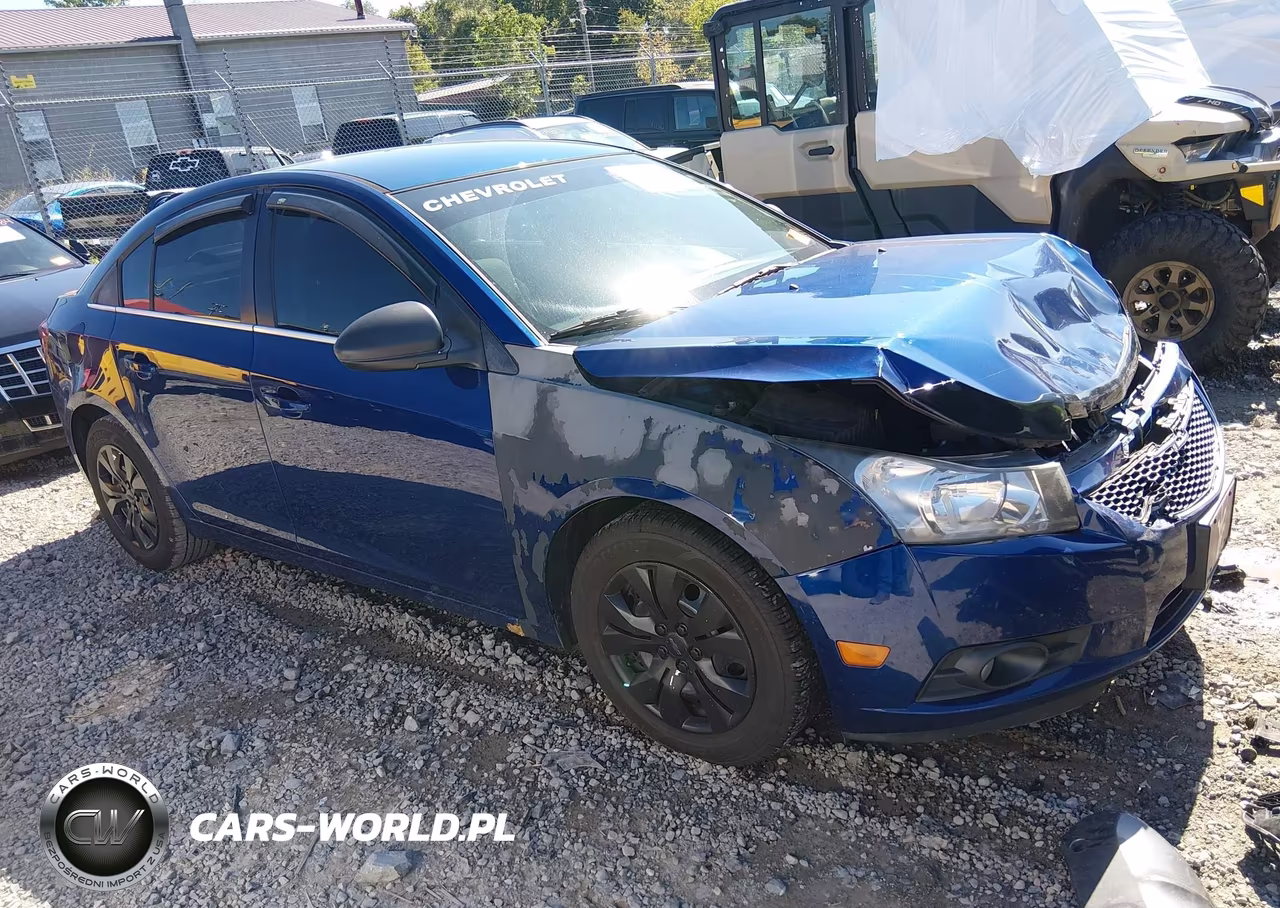2012 Chevrolet Cruze Ls – zdjęcie 1 z 17